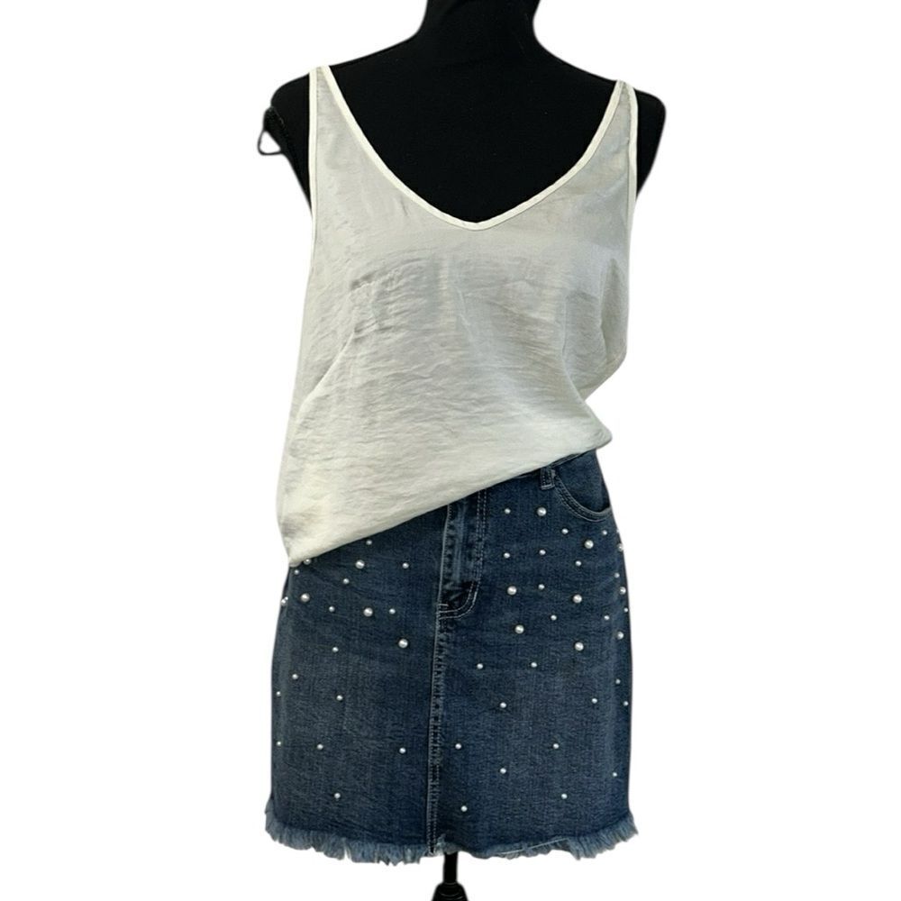 Hydraulic Studded Blue & Cream Skirt with Top(Top 8/Buttom 10)